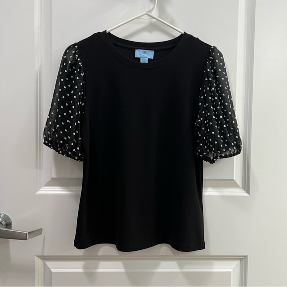 CeCe Dotted Short Puff-Sleeve Black Top Size Small - Picture 1 of 6